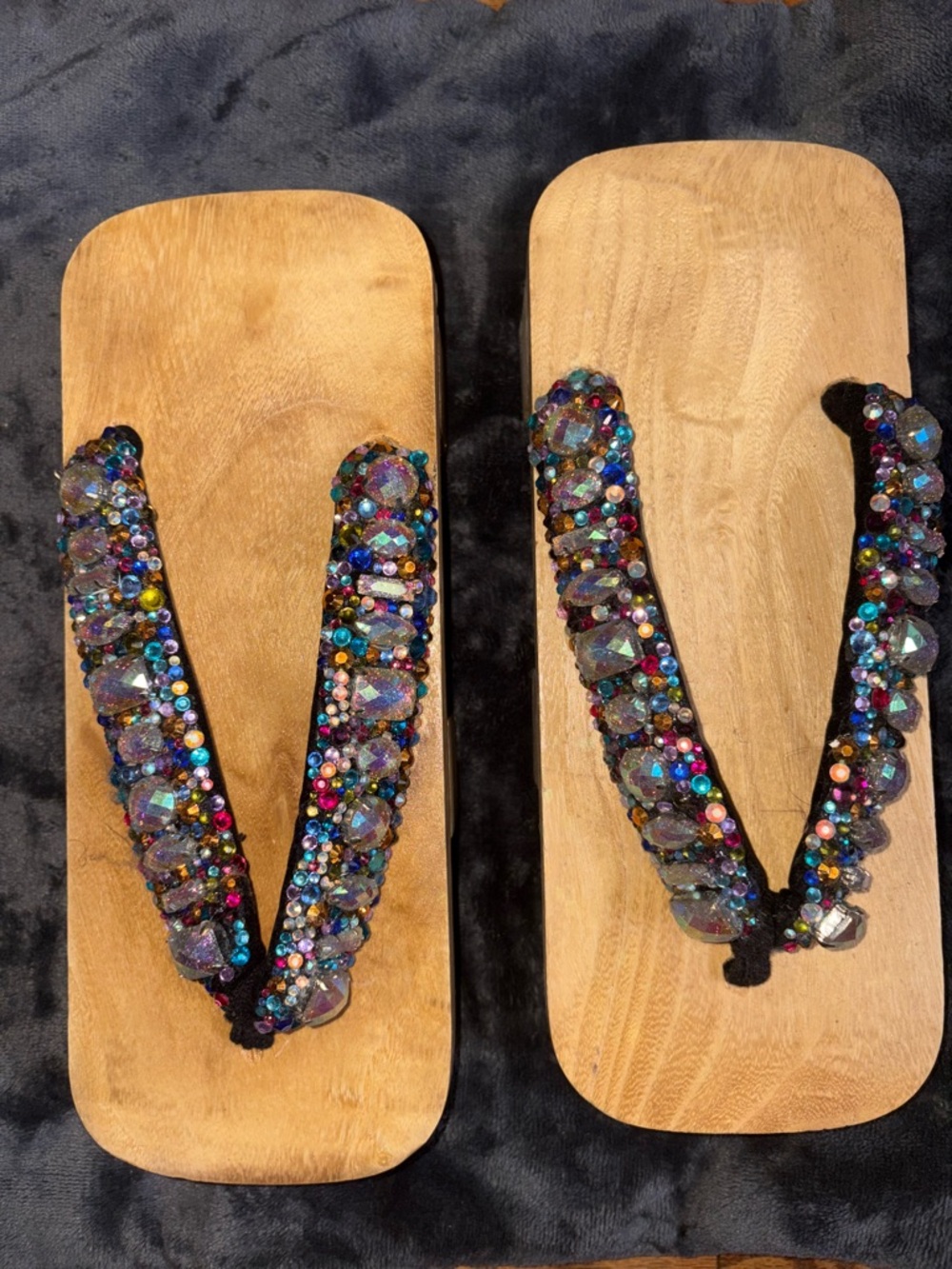 Blinged Japanese Wooden Sandals - Women Accessories